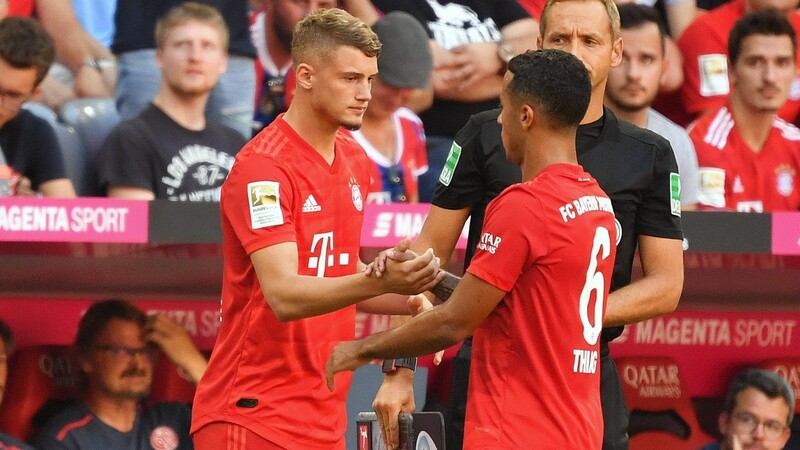 Michael Cuisance wird den Bayern gegen Frankfurt fehlen - Thiago steht zumindest im Kader.
