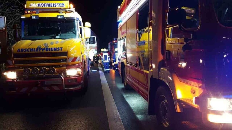 Auf der A3 bei Regensburg ist es am Freitagnachmittag zu einem Verkehrsunfall gekommen.