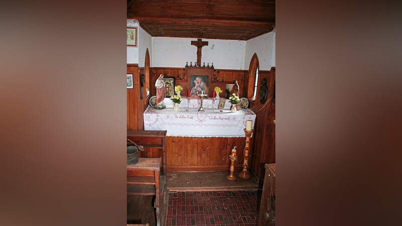 Ein Blick auf den Altar: So sieht die Kapelle heutzutage innen aus.