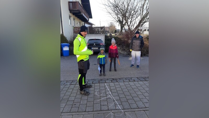 Nichte und Neffe gaben den Start für ihren Onkel Benny frei.