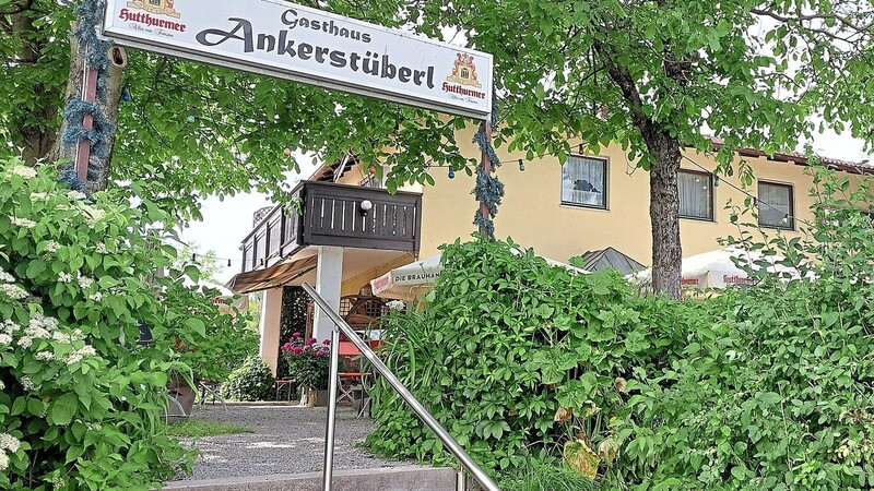 Im Herbst schließt das Deggendorfer "Ankerstüberl" - das Areal wurde bereits 2018 ans Wasserwirtschaftsamt Deggendorf verkauft. Nun läuft eine Unterschriftenaktion zur Rettung der Traditions-Gaststätte.