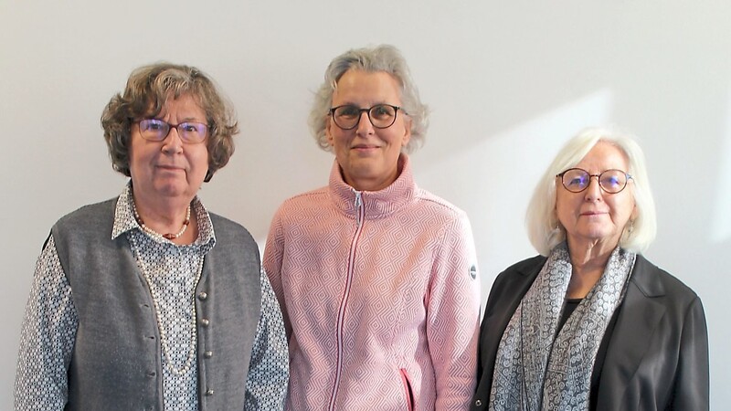 Gisela Geppert (v.l.), Ulrike Hüttl und Johanna Fischer aus dem Landkreis Landshut werden künftig als Mitglieder in der Landesseniorenversammlung seniorenspezifische Interessen auf Landesebene voranbringen.