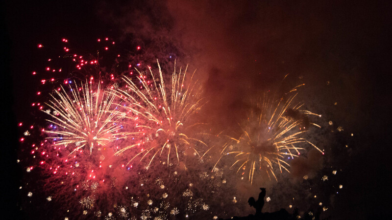 Mit dem Prachtfeuerwerk endete das Gäubodenvolksfest 2015