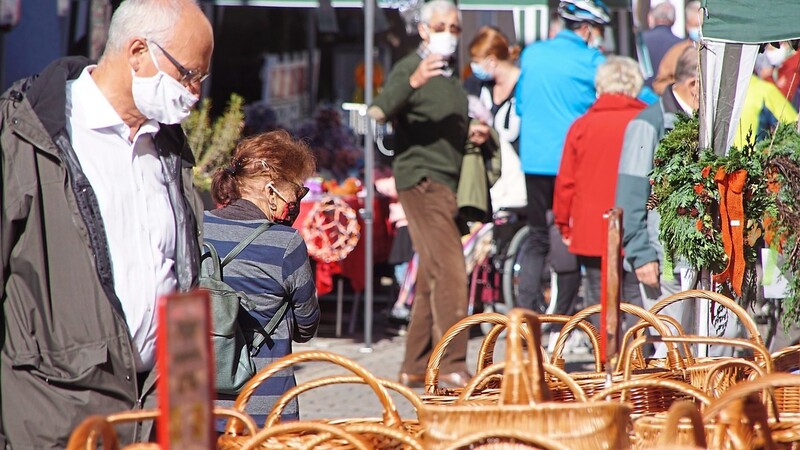 Am 3. Oktober wird es einen verkaufsoffenen Sonntag mit Flohmarkt geben. Zugangsbeschränkungen sind - Stand jetzt - nicht geplant.