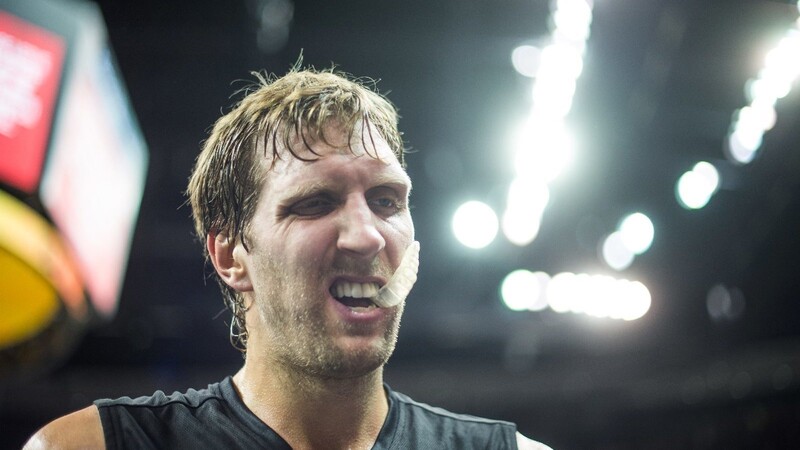 Nowitzki kann immer noch das Heft in die Hand nehmen uns sein Team zum Sieg führen.